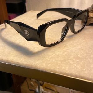 Prada Luxury Sunglasses Black/Transparent